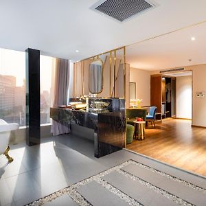 Junior Suite City View Minibar & Afternoon Tea